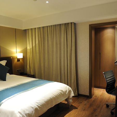 Atour X Hotel Shanghai Hongqiao Airport Konggang Road Buitenkant foto